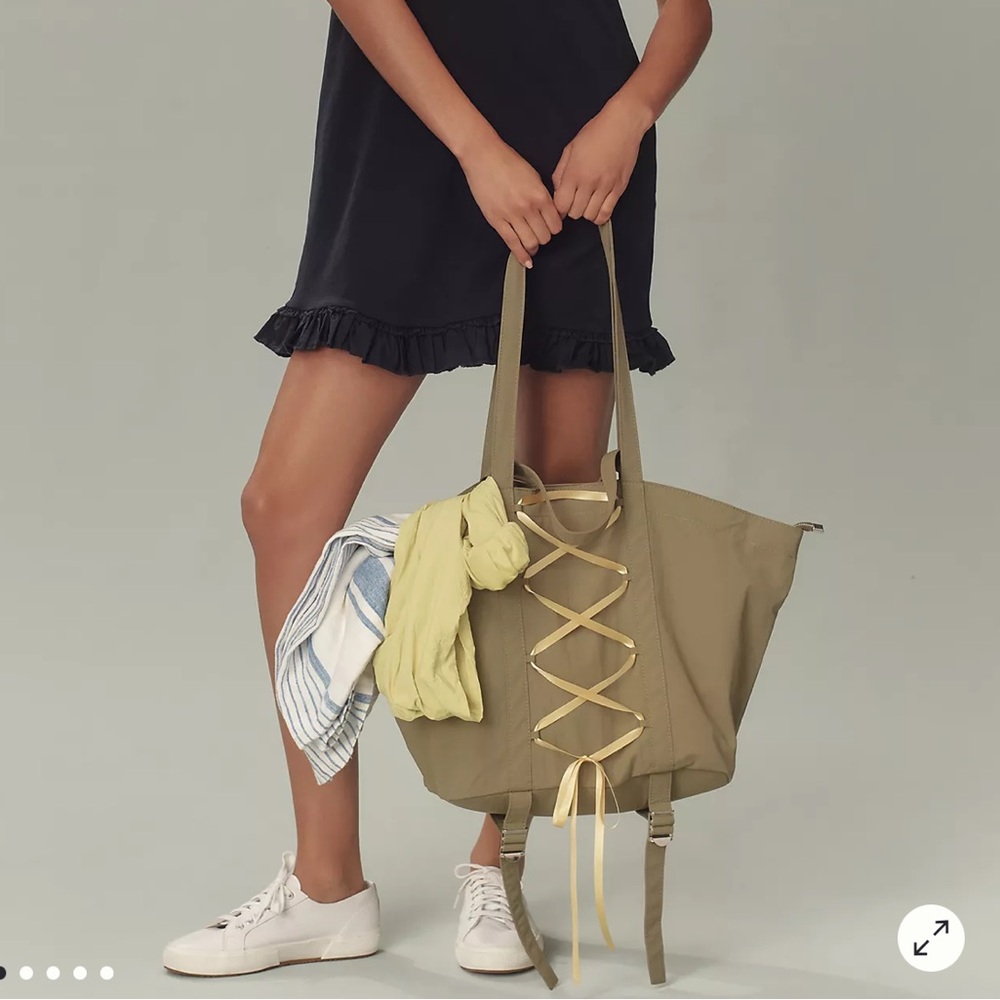 Anthropologie THE DASHA LACE-UP TRAPEZE TOTE Style No. 91718197 Color: O…